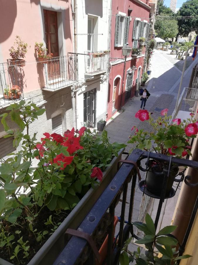 Bubibi Lägenhet Cagliari Exteriör bild
